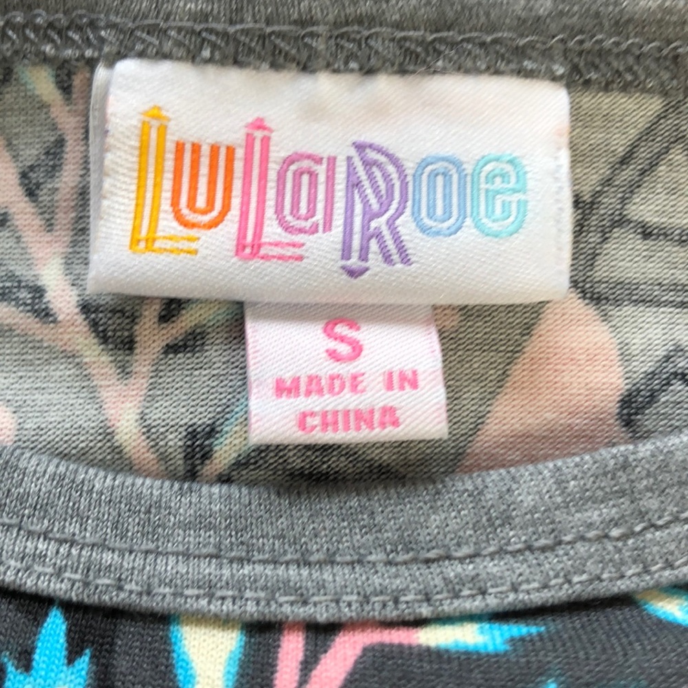 💕NWOT Lularoe Randy Tee💕 - Picture 4 of 8